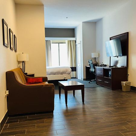 Comfort Suites Plymouth Near Us-30 Eksteriør bilde