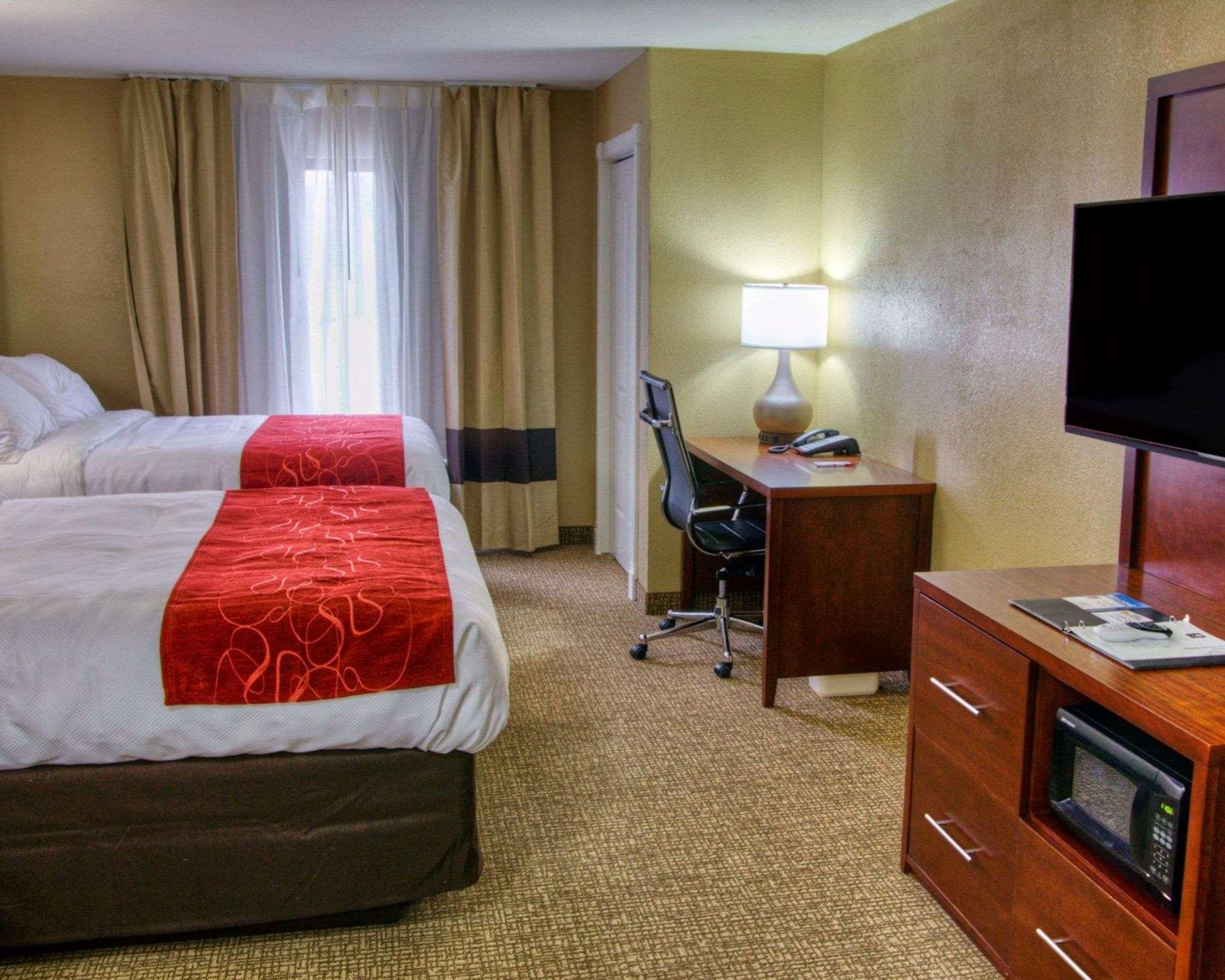 Comfort Suites Plymouth Near Us-30 Eksteriør bilde