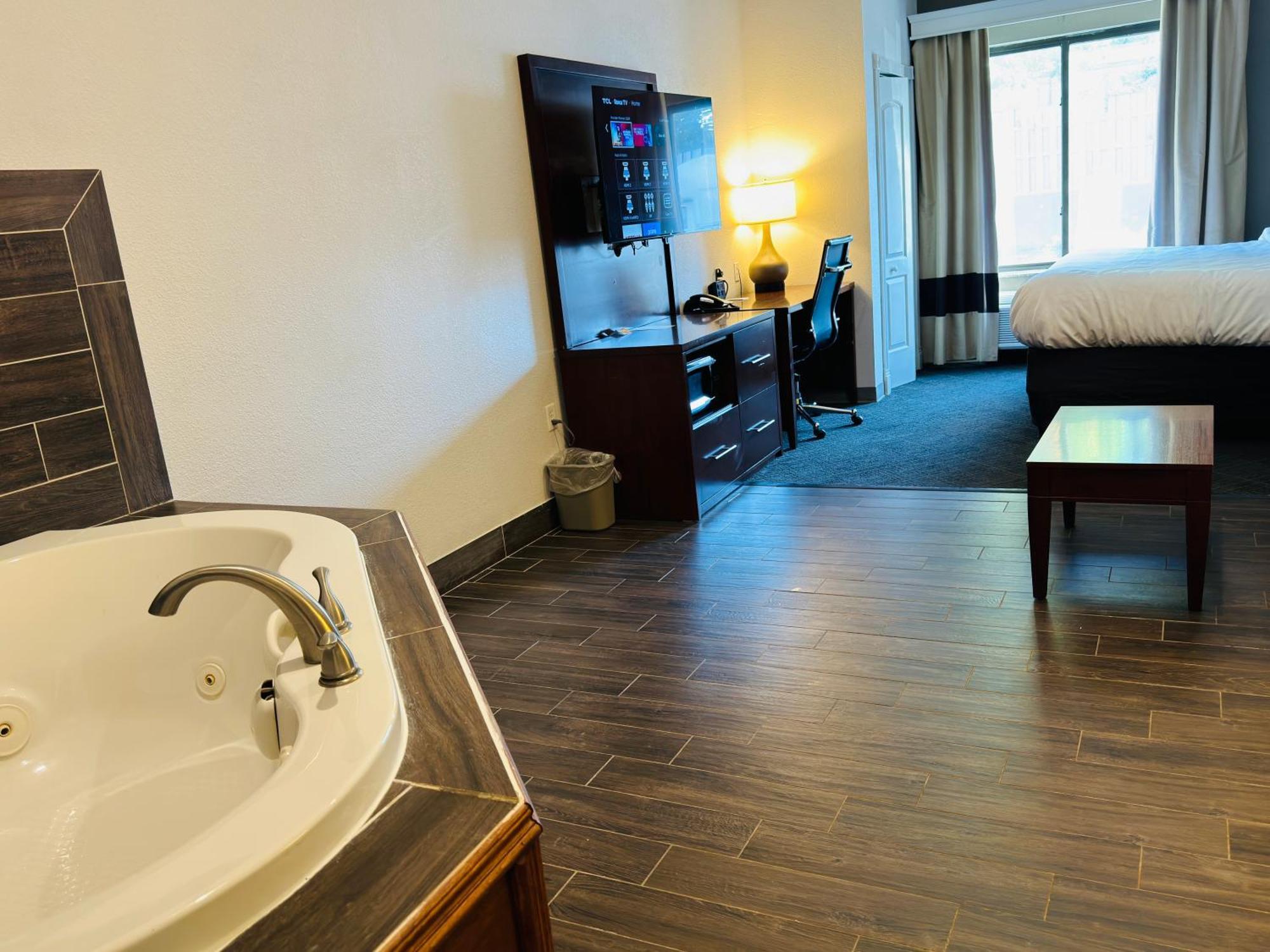 Comfort Suites Plymouth Near Us-30 Eksteriør bilde