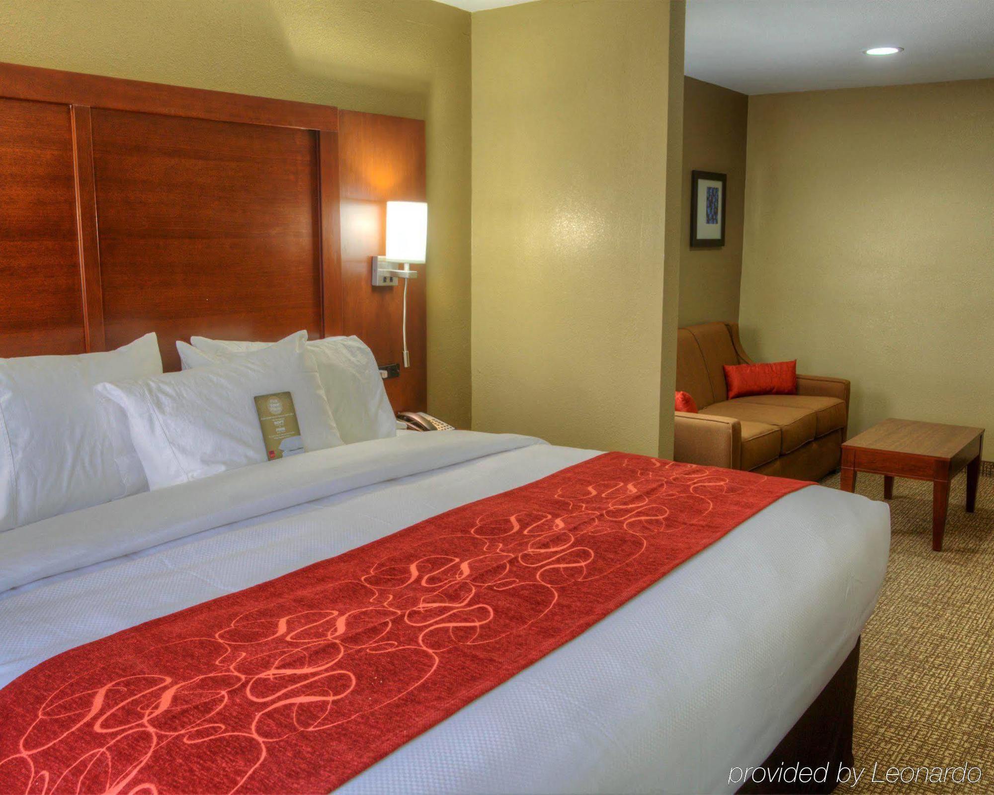 Comfort Suites Plymouth Near Us-30 Eksteriør bilde